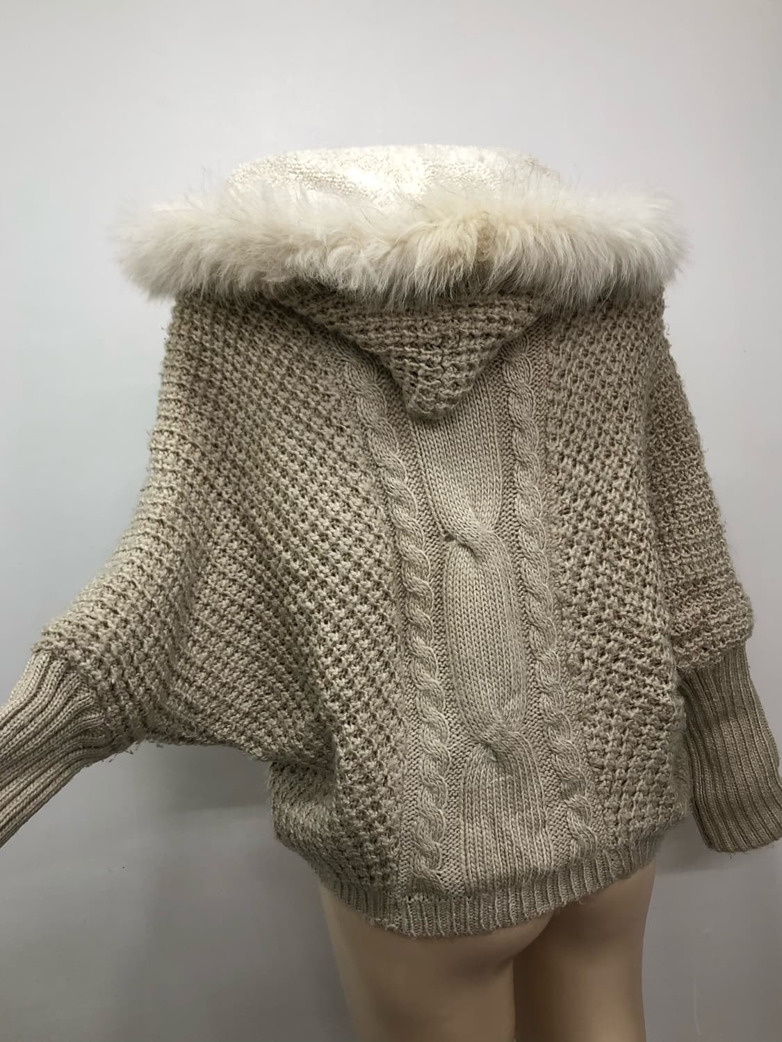  two-way fur hooded knit  상품이미지3