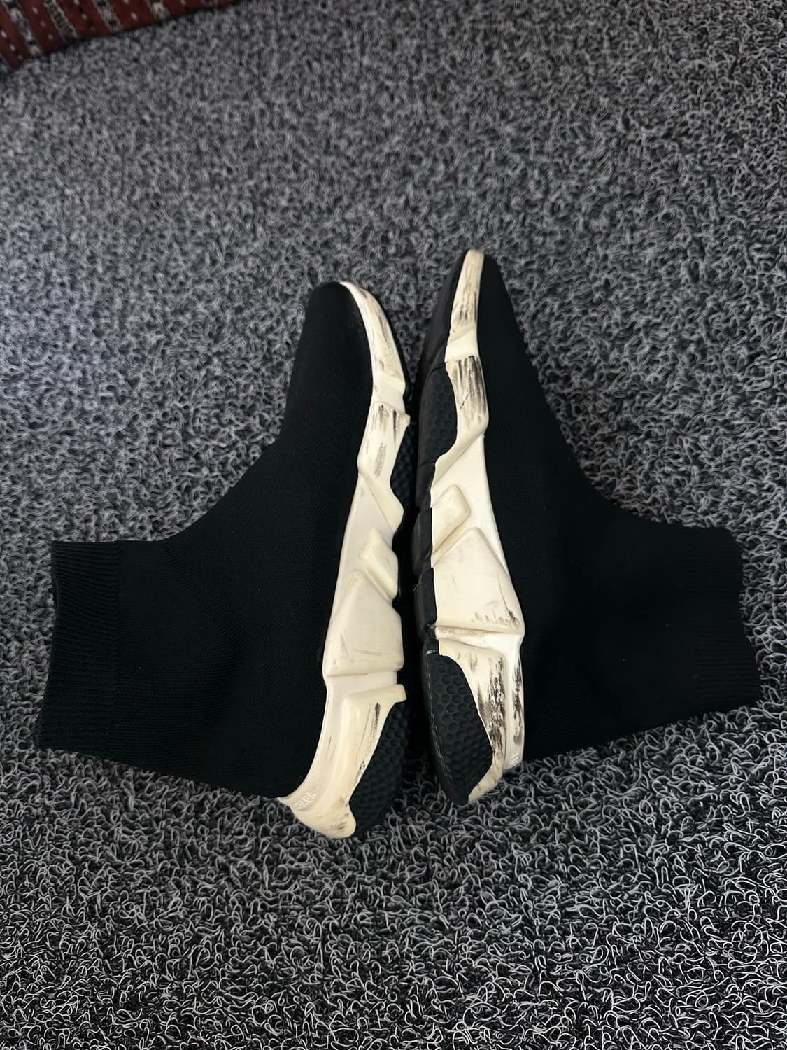 발렌시아가 스피드러너 블랙 250 상품이미지5