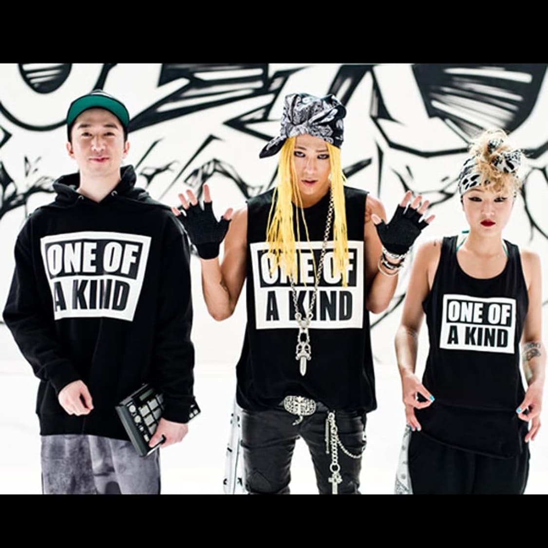 지드래곤 one of a kind 일본 투어 한정판 후드 집업 상품이미지1