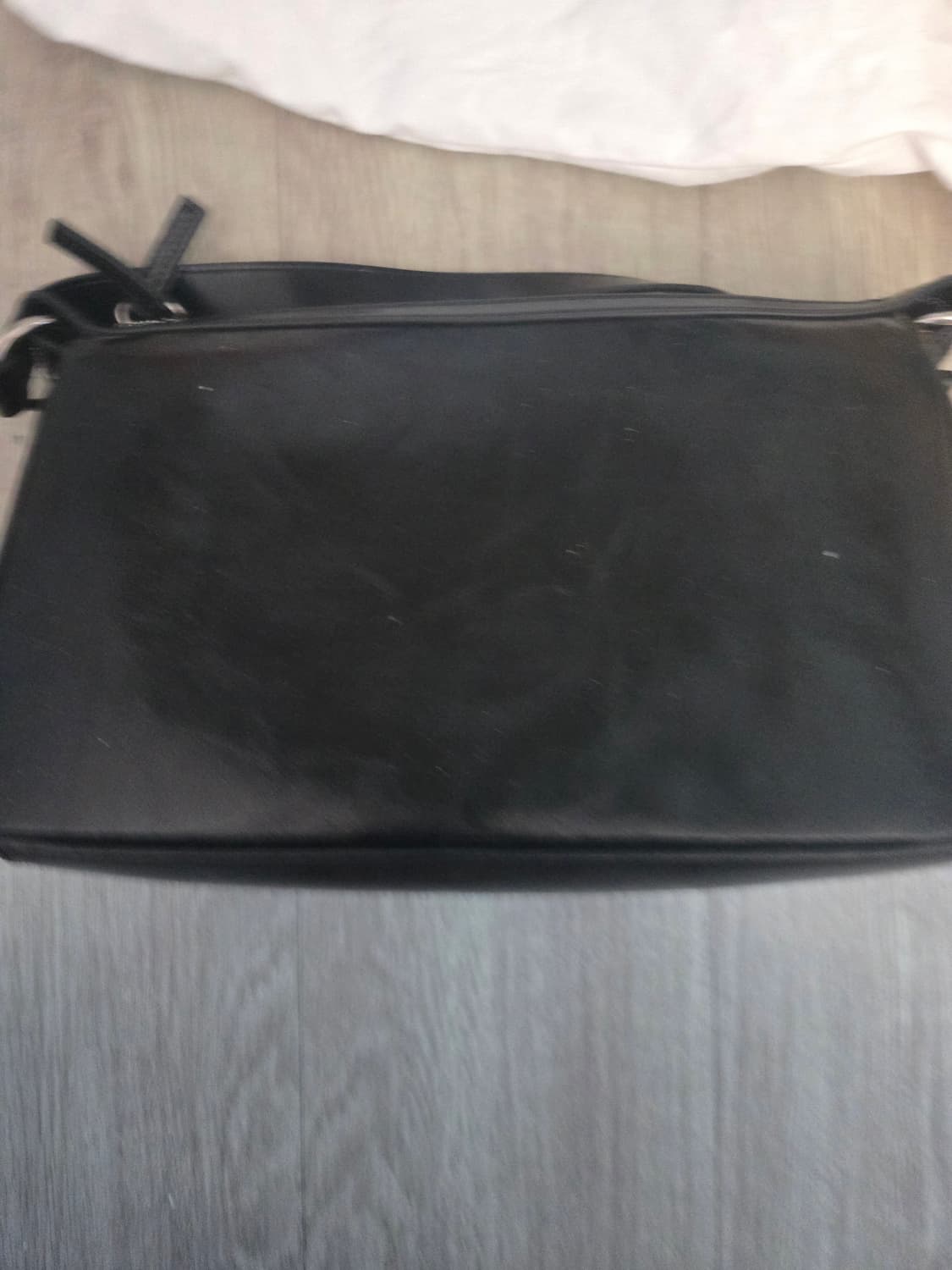 마지셔우드 아웃 포켓 호보 블랙  상품이미지3