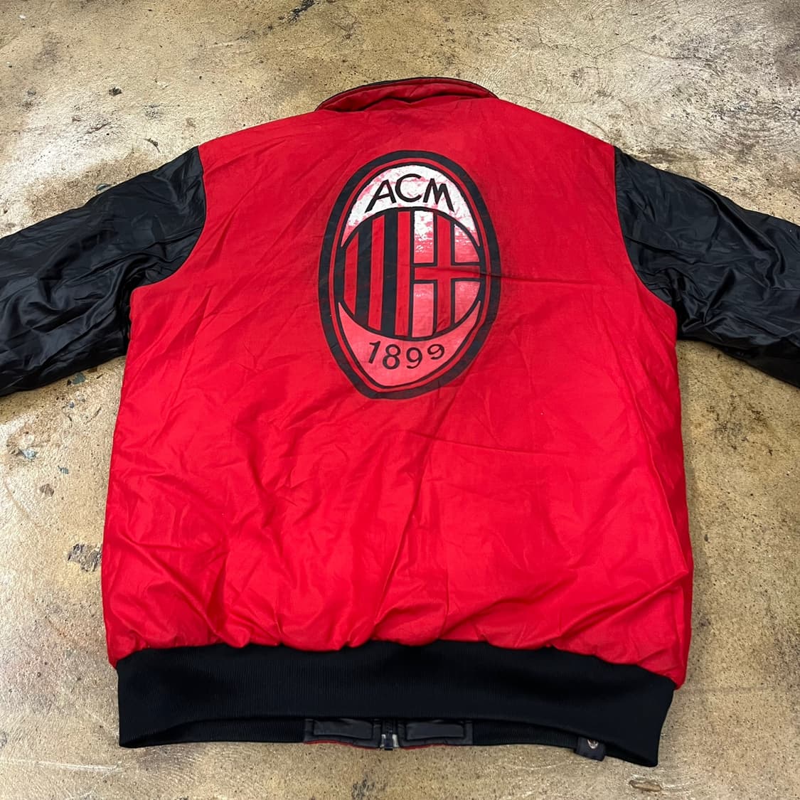 아디다스 검빨 ac밀란 양면 리버시블 패딩 105 상품이미지4