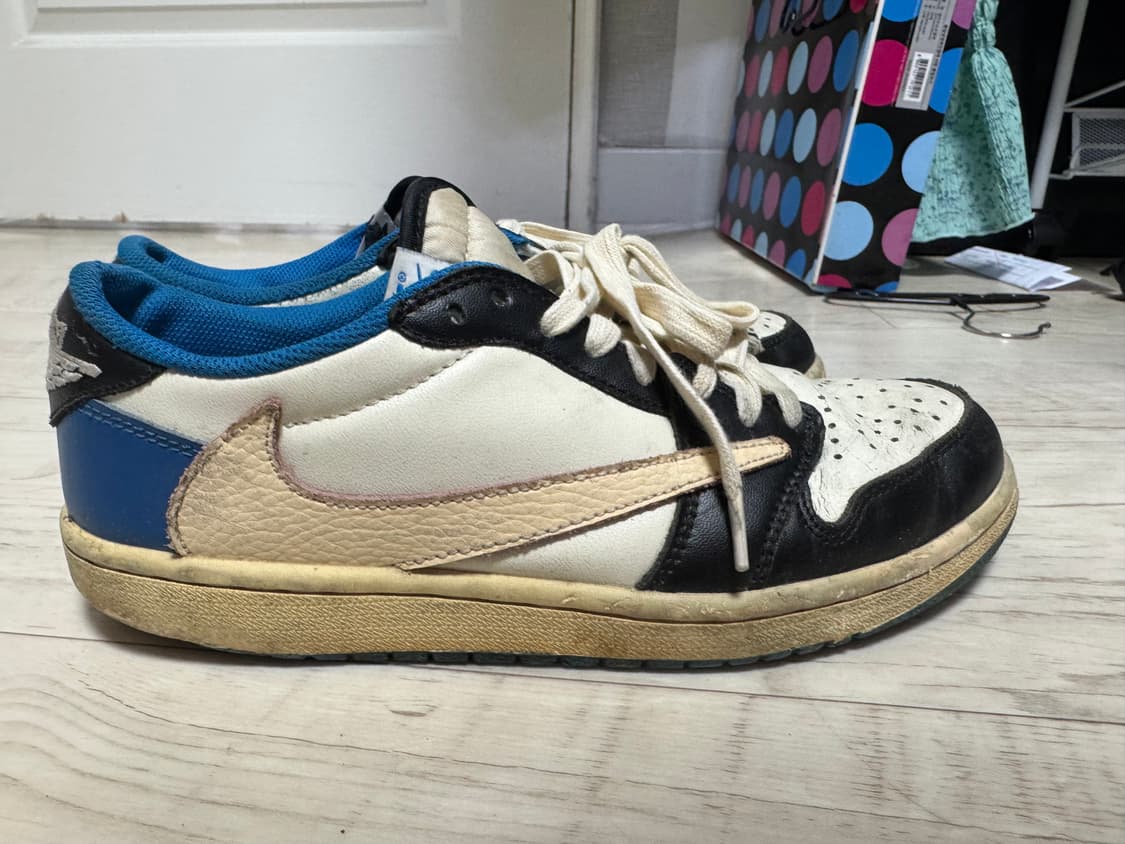 나이키 조던 트래비스스캇 프라그먼트 상품이미지5