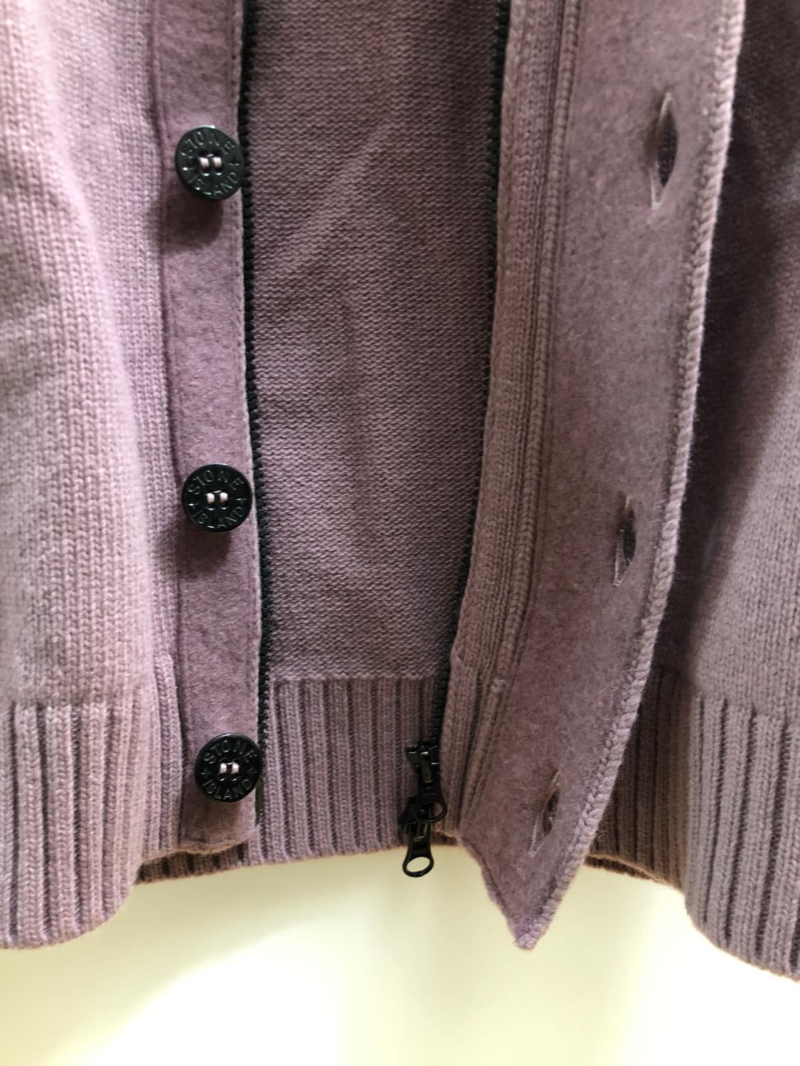 [S] 스톤아일랜드 와펜 집업 니트 가디건 핑크 상품이미지6