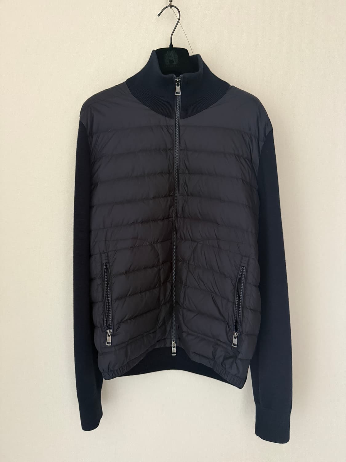 몽클레어 정품 집업 울패딩 네이비 상품이미지2