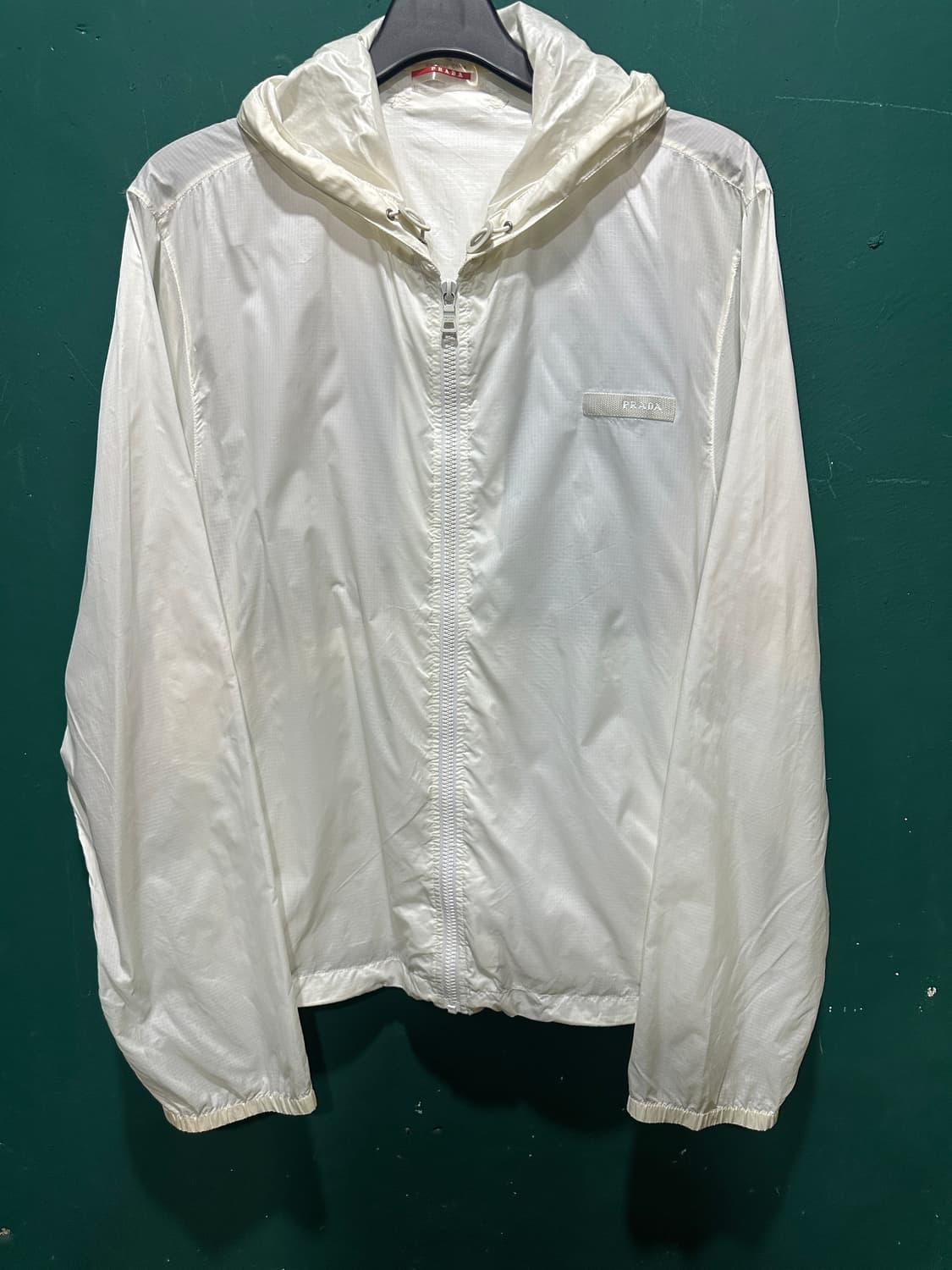 00s 프라다 후드바람막이 XXL 상품이미지2