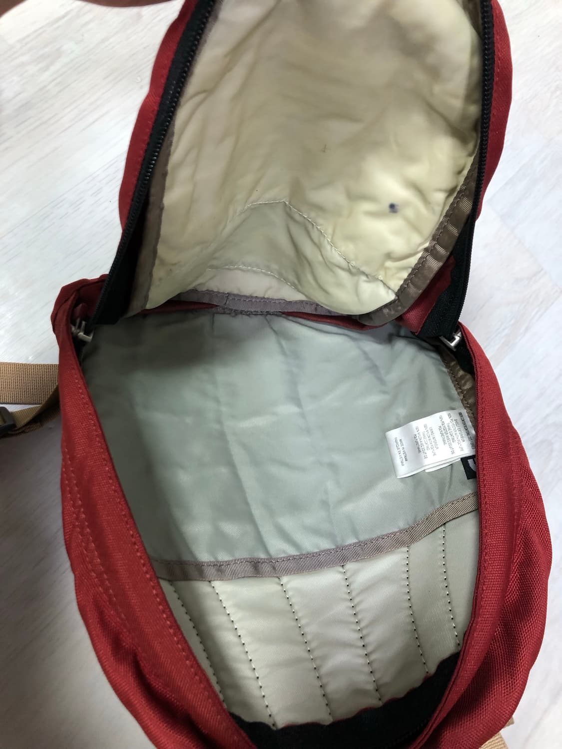 노스페이스 가벼운 미니 트레킹 등산 고프고어 백팩 배낭 _ 딥레드 상품이미지7