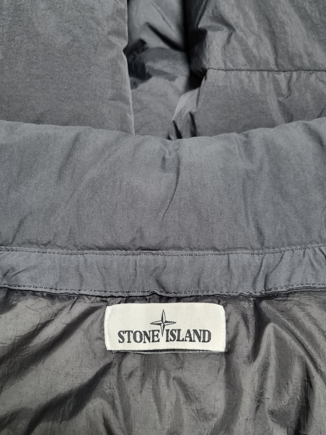 스톤아일랜드 크링클랩스 논후드 패딩 상품이미지3