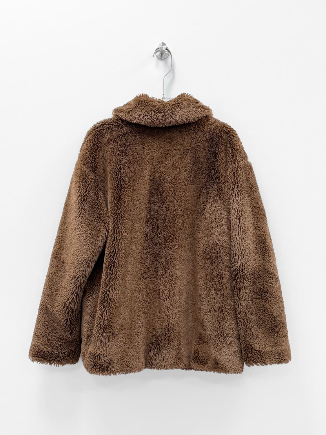 메종 키츠네 제니 브라운 퍼 자켓 상품이미지4