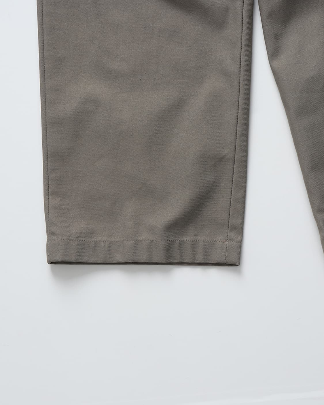 빔즈 BEAMS Cotton Back Twill Easy Slacks 상품이미지8