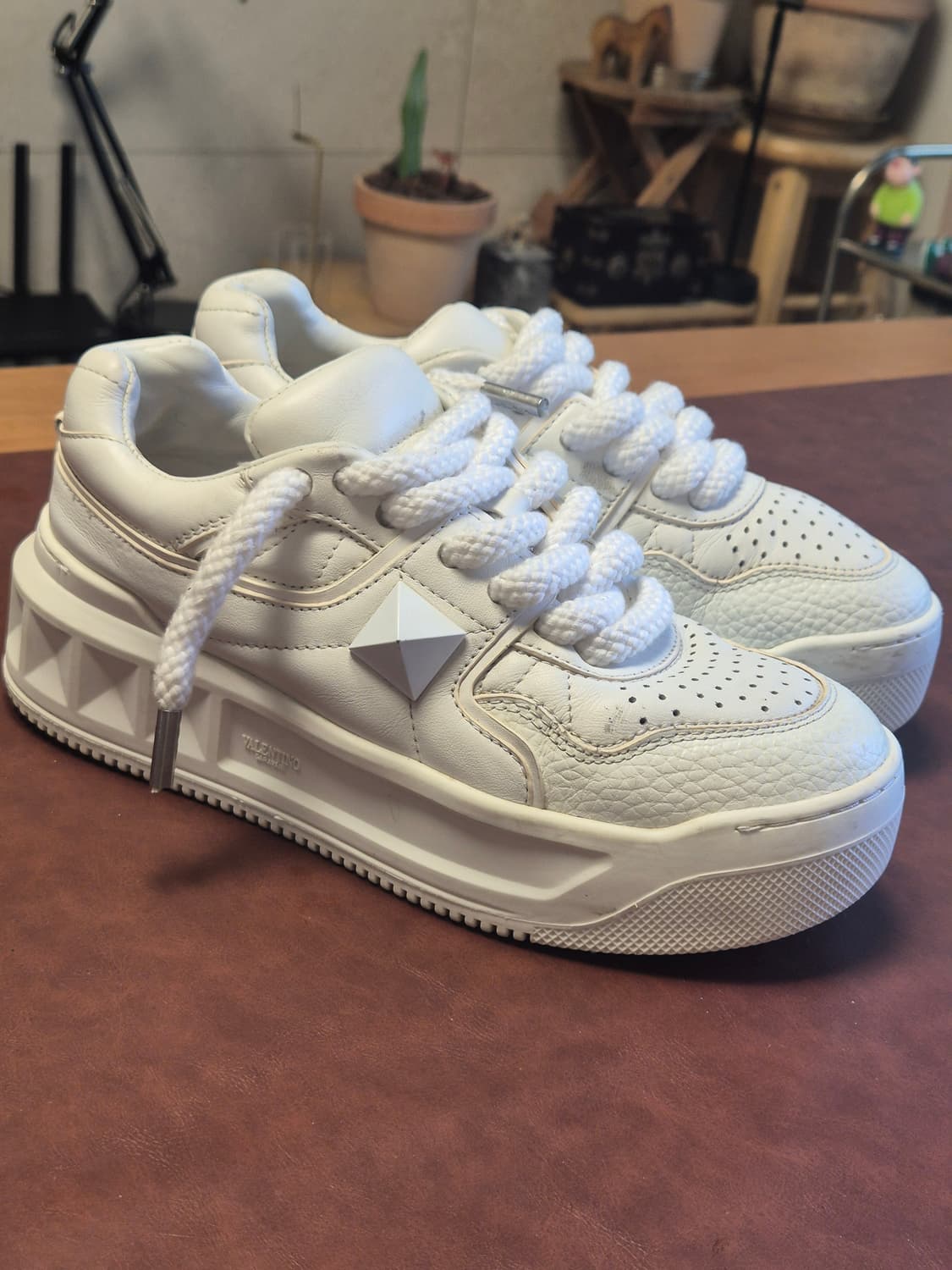 발렌티노 원스터드 240-245(38) 스니커즈  상품이미지9