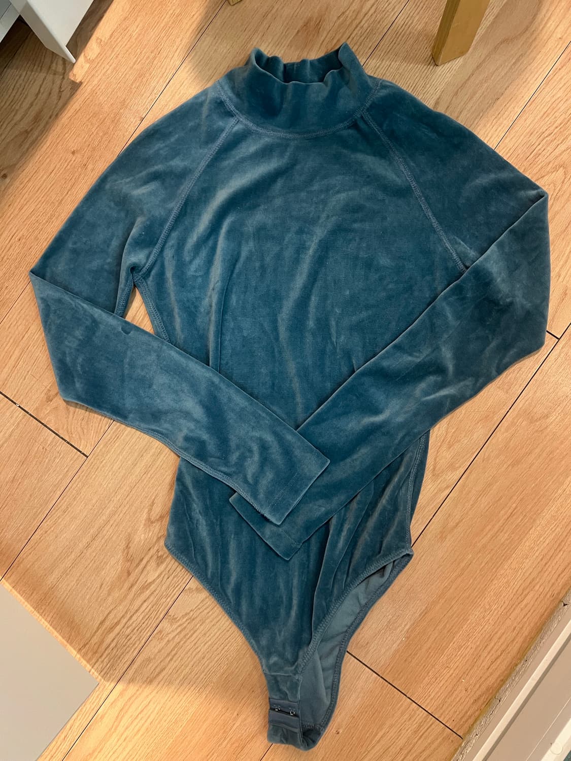 메종유레카 벨벳 바디수트 상품이미지1