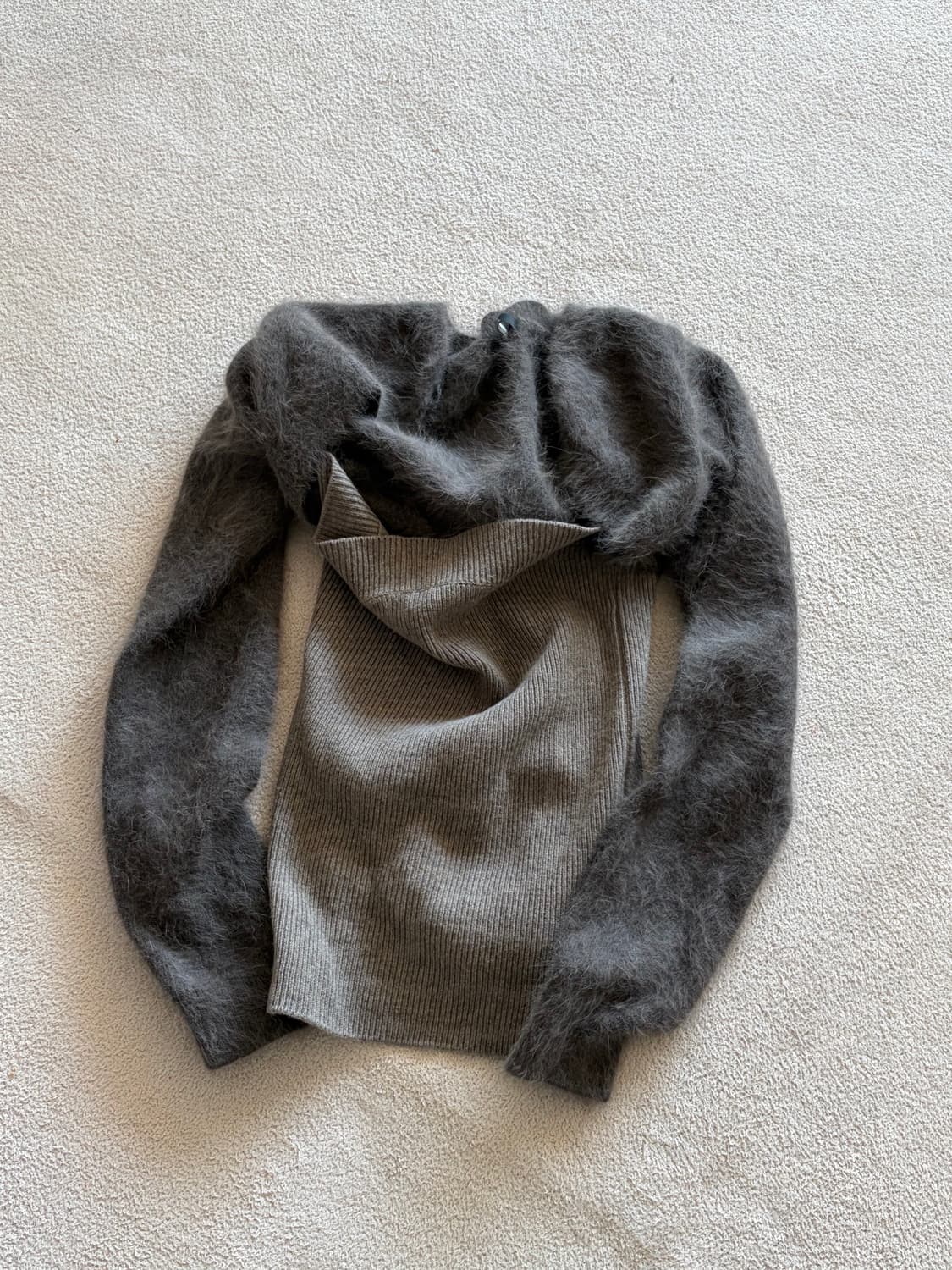 다이애그널 볼래로 니트 상품이미지3