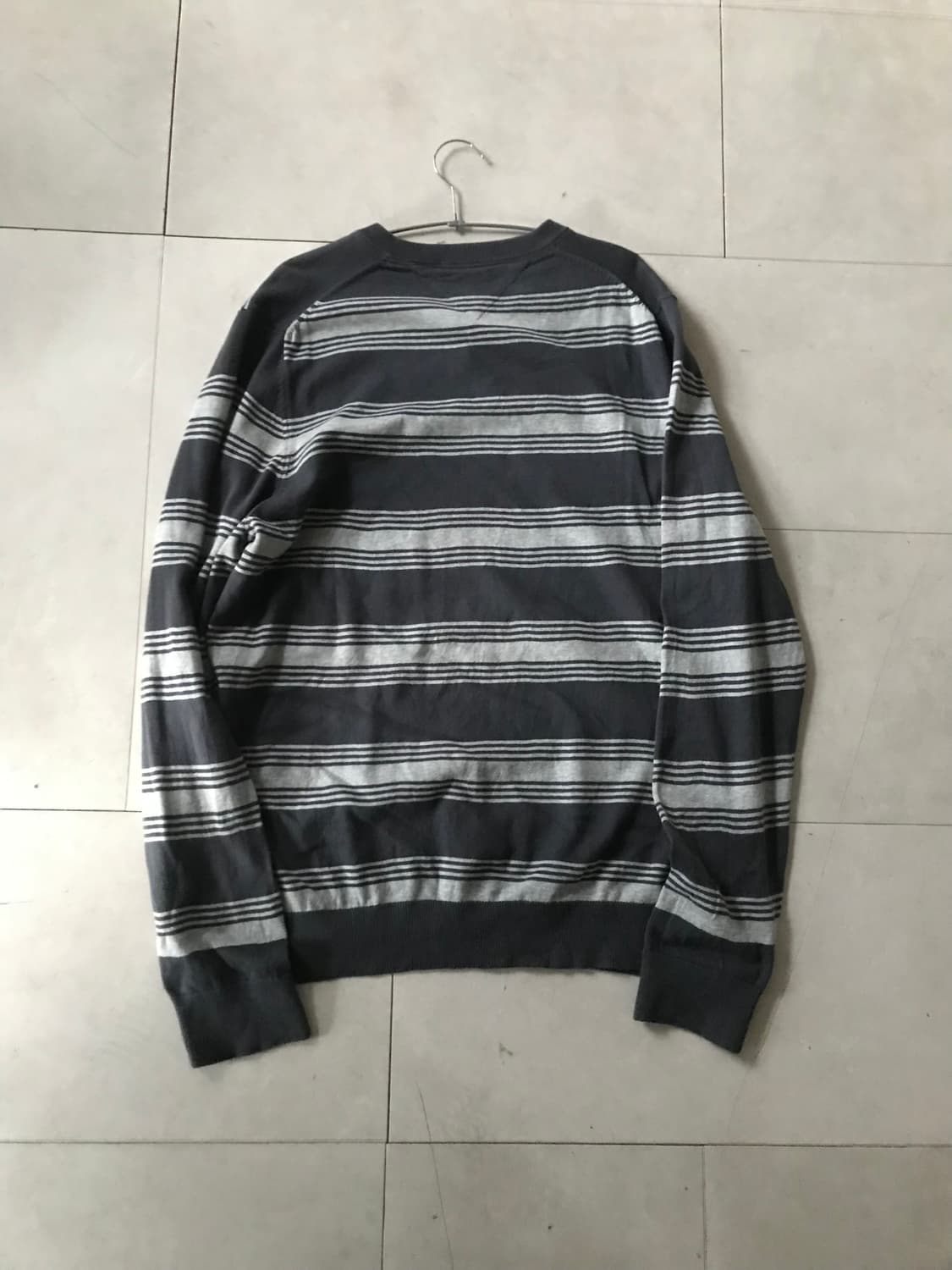 타미힐피거 스트라이프 루즈핏 니트 상품이미지8