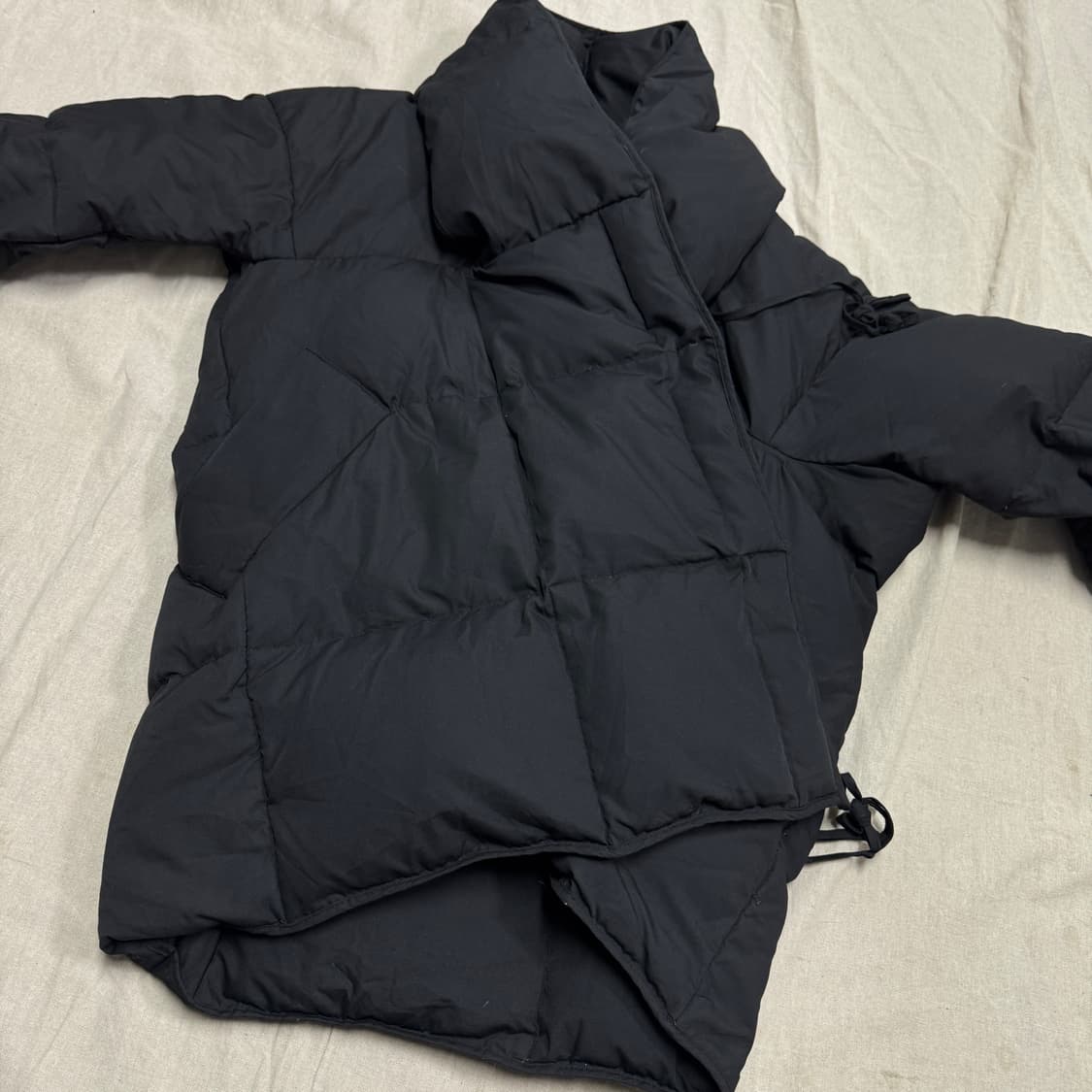 비비안웨스트우드 레드라벨 언발 김다울 패딩 2 상품이미지4