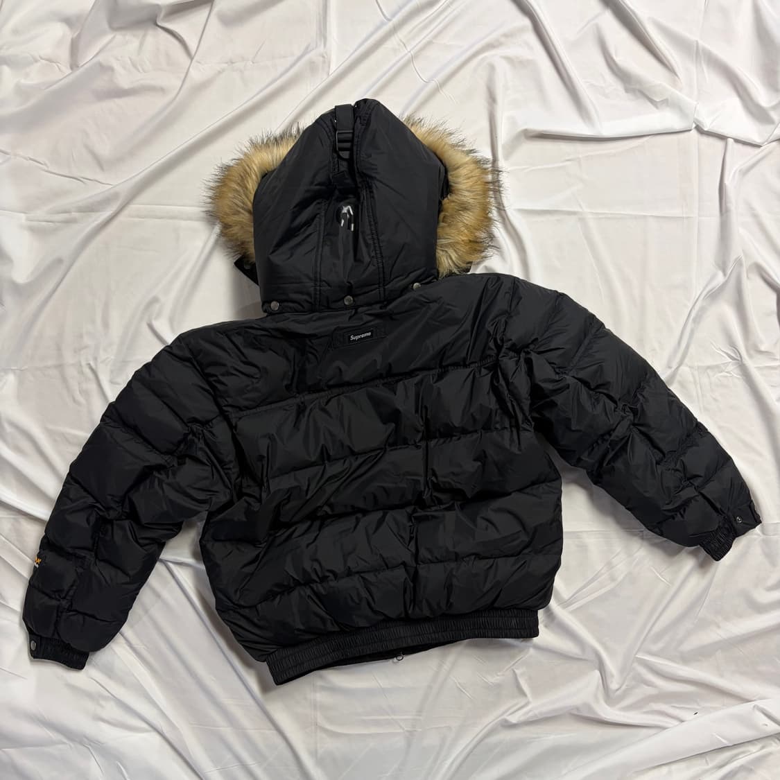 (새상품) [M] 슈프림 페이스마스크 700-필 다운 퍼퍼 자켓 블랙 상품이미지2