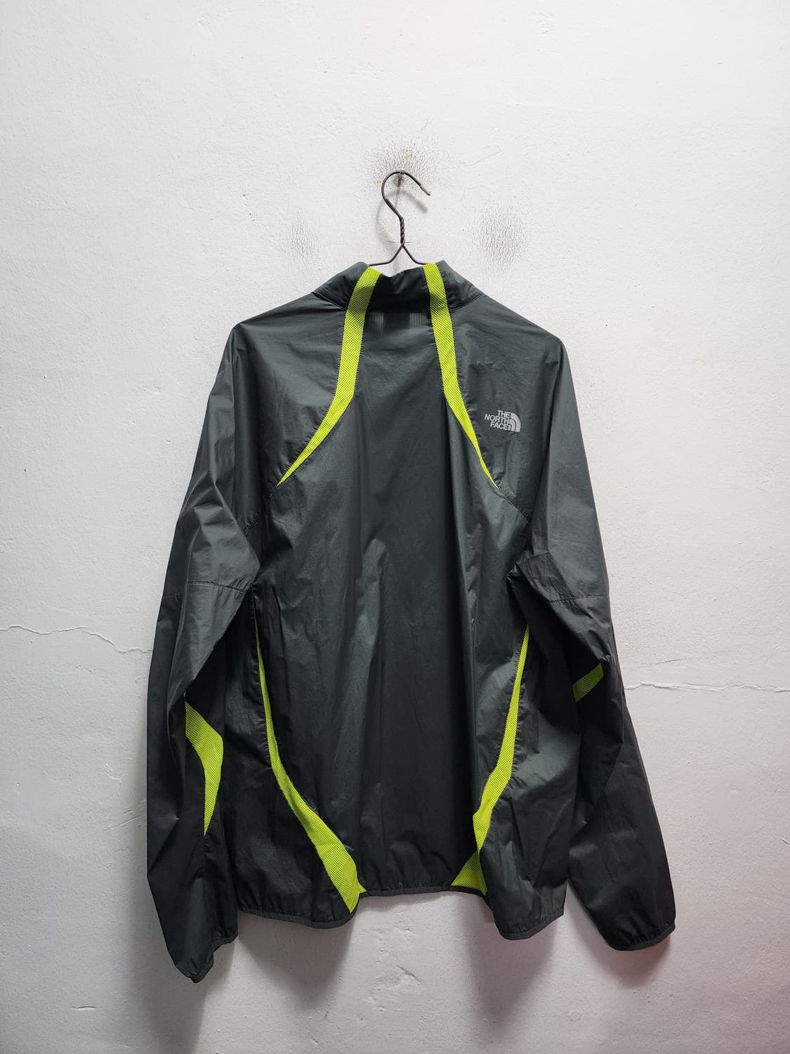 노스페이스 플라이트 시리즈 바람막이  상품이미지2