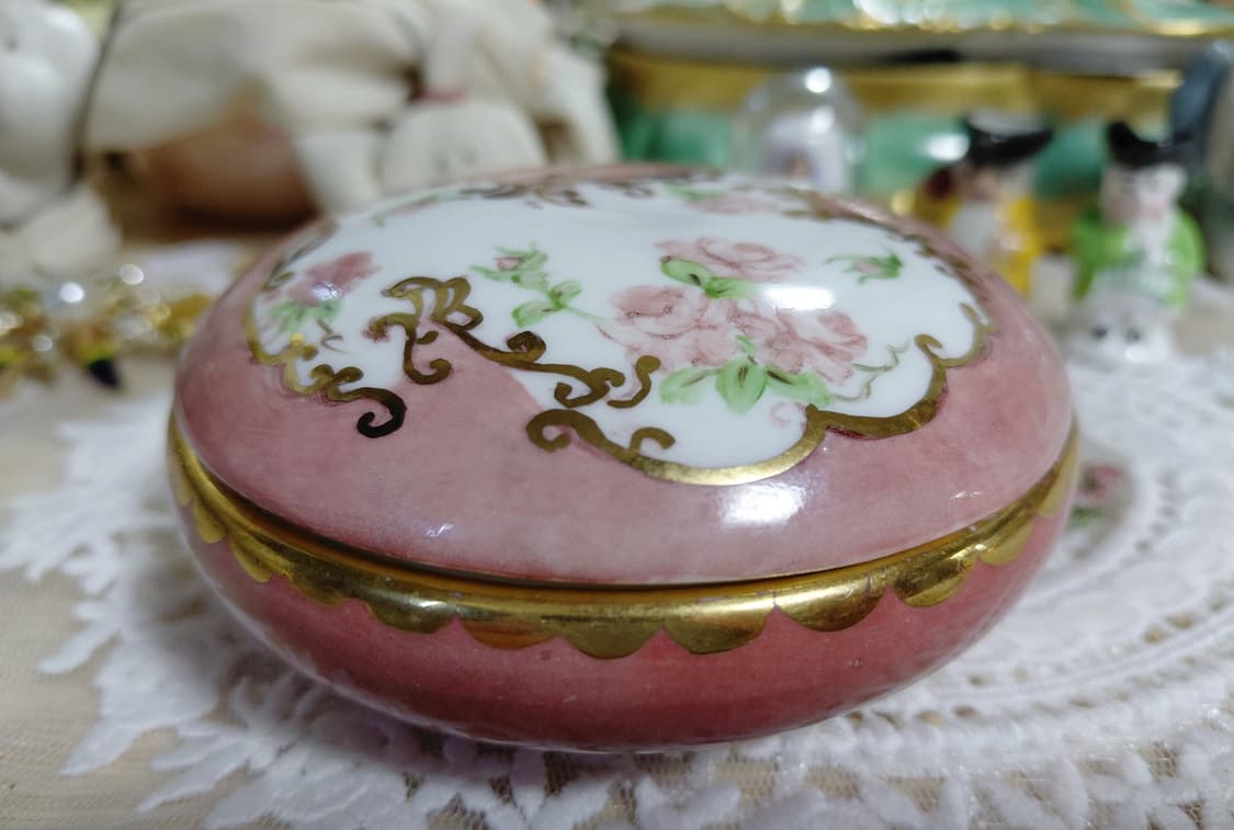 Antique)1900년대초반 앤틱 로즈 패턴 핑크색 포슬린 보석함 상품이미지2