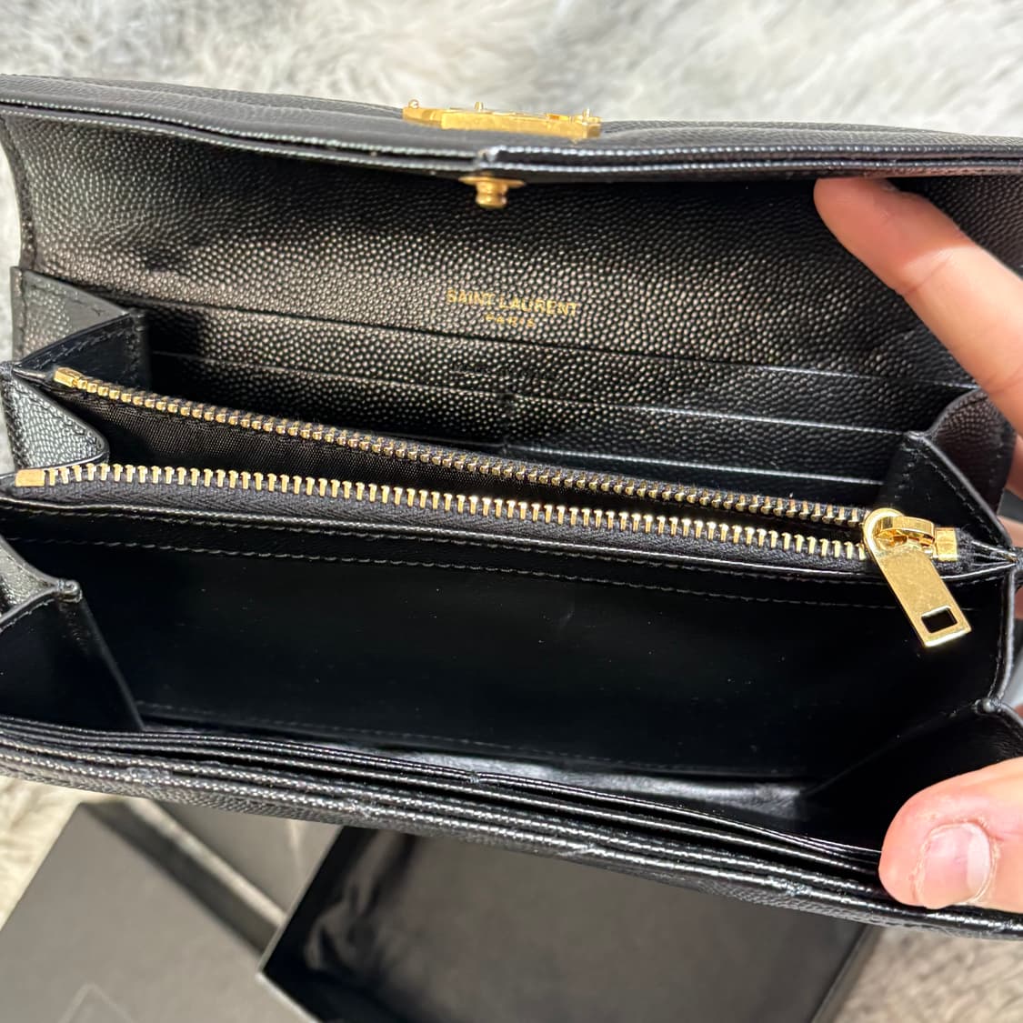 입생로랑 마틀라세 장지갑 금장  상품이미지6