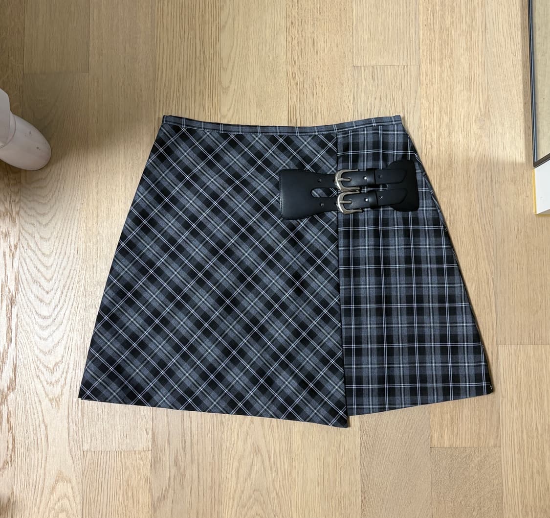 큐리티 체크 벨트 미니스커트 상품이미지1