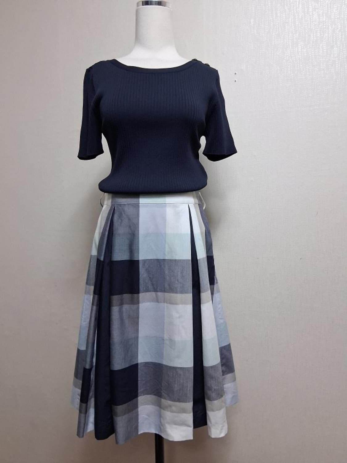 BLUE LABEL CRESTBRIDGE 원피스 네이비반팔니트배색체크   상품이미지1