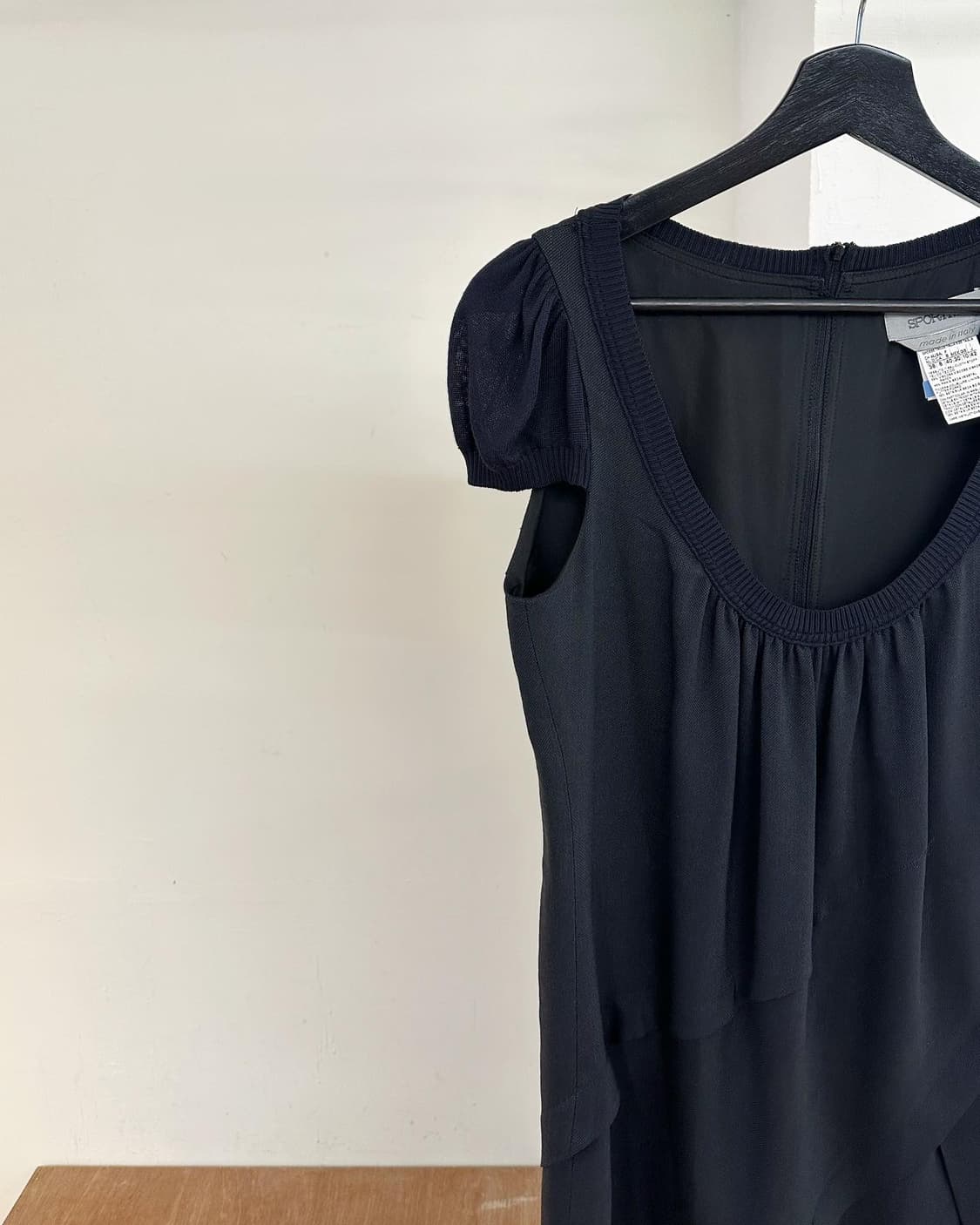 스포츠막스 블랙 핀턱 비스코스 하프 원피스  상품이미지3