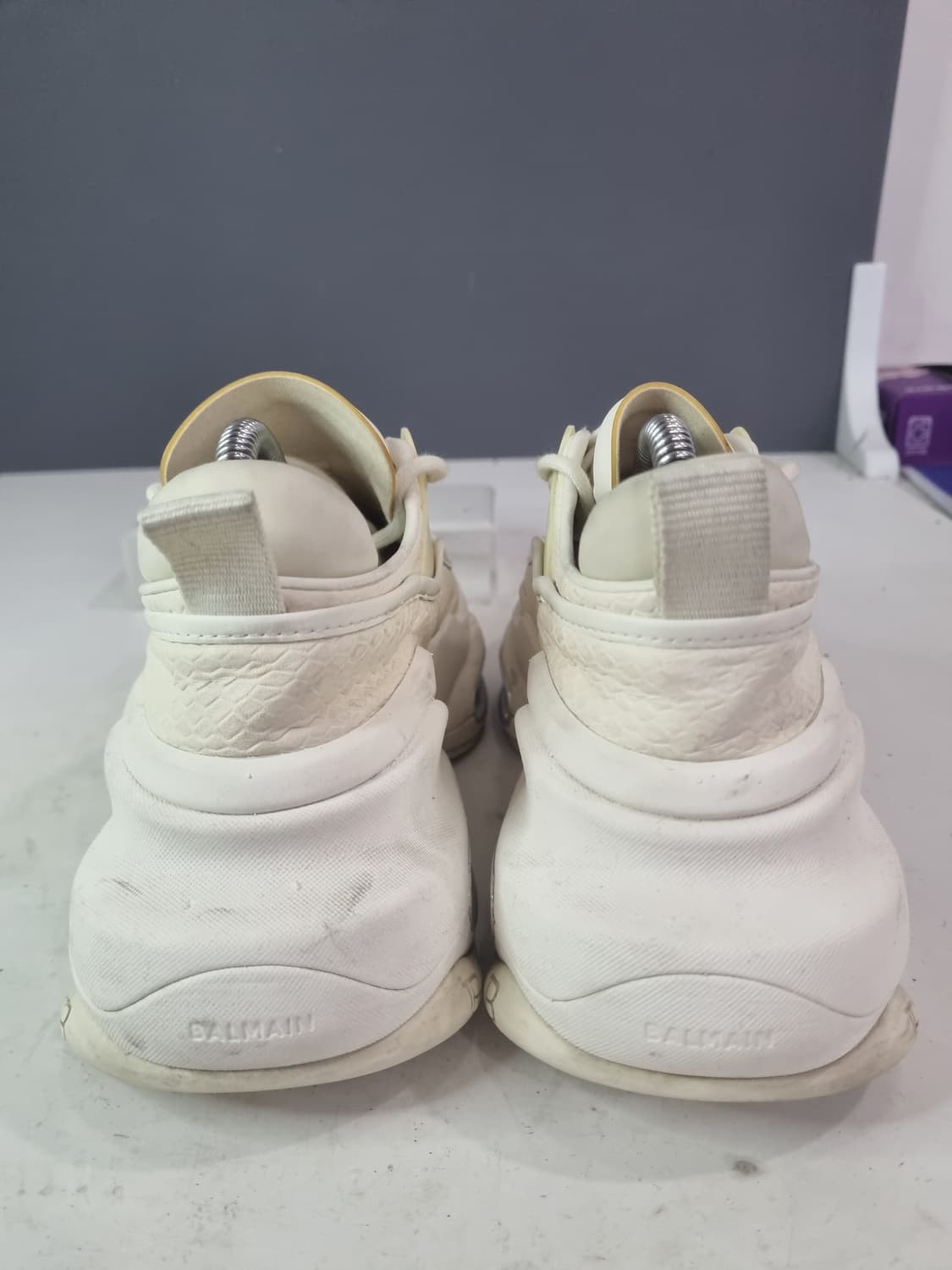 240 발망 B볼드 로우탑 스니커즈 상품이미지4