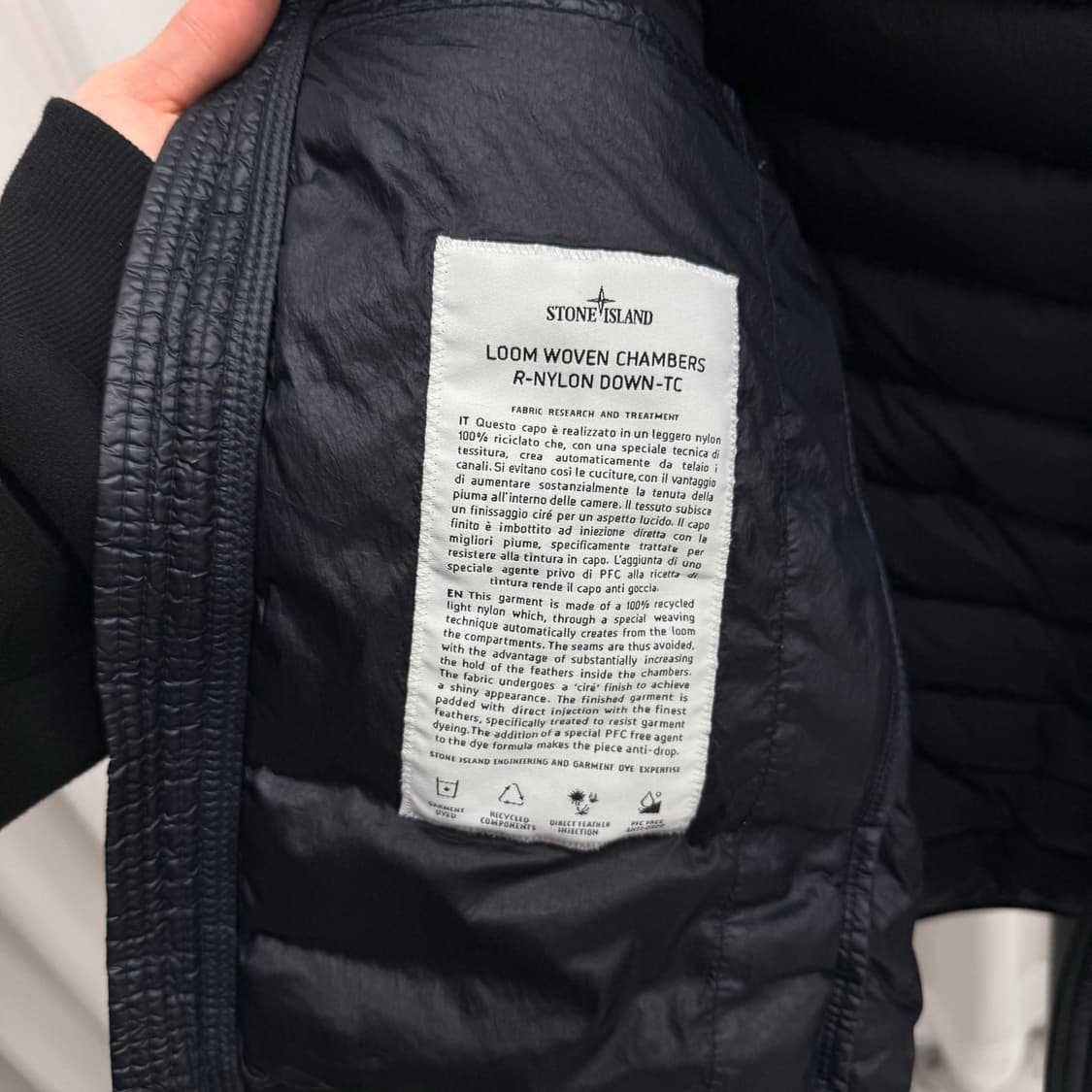 [24FW/ S] 스톤아일랜드 룸우븐 경량패딩 상품이미지6