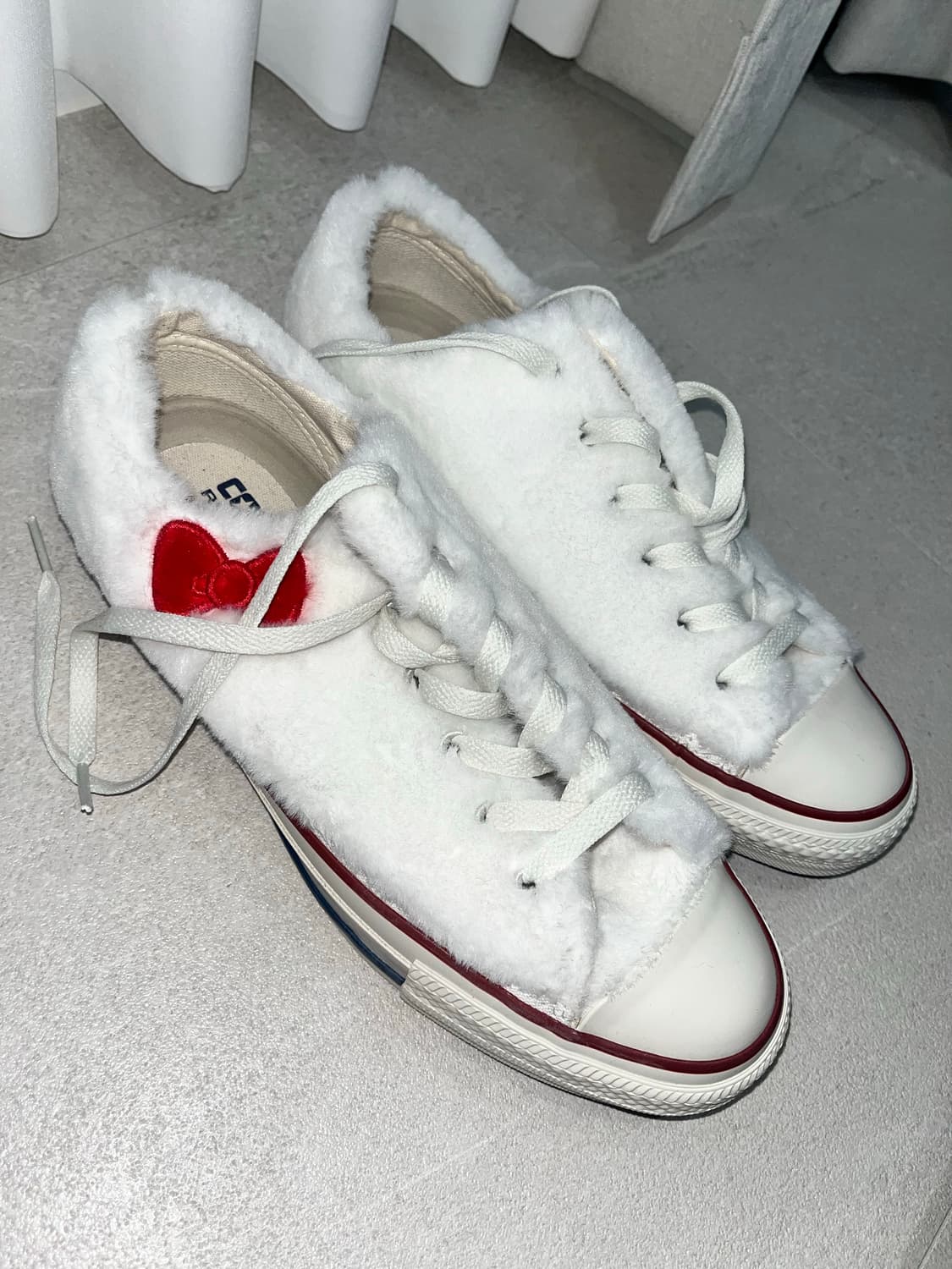 헬로키티 컨버스 운동화 상품이미지1