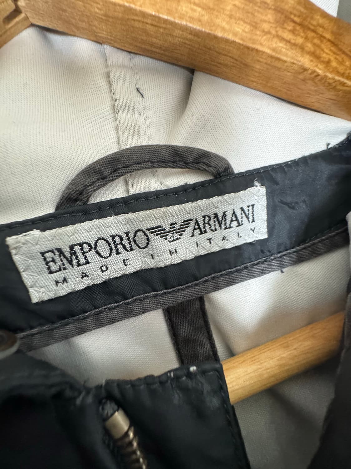 엠폴리오 아르마니 나일론 후드점퍼 상품이미지3