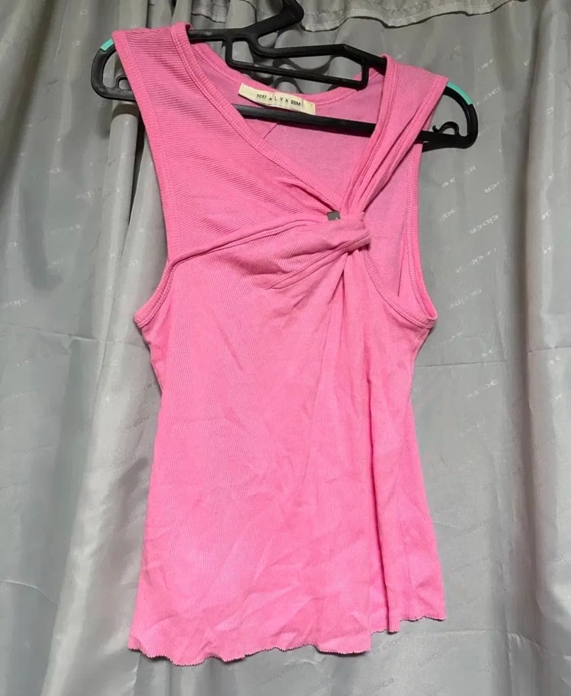 알릭스 alyx 슬리브리스 탑 나시 핑크 상품이미지1