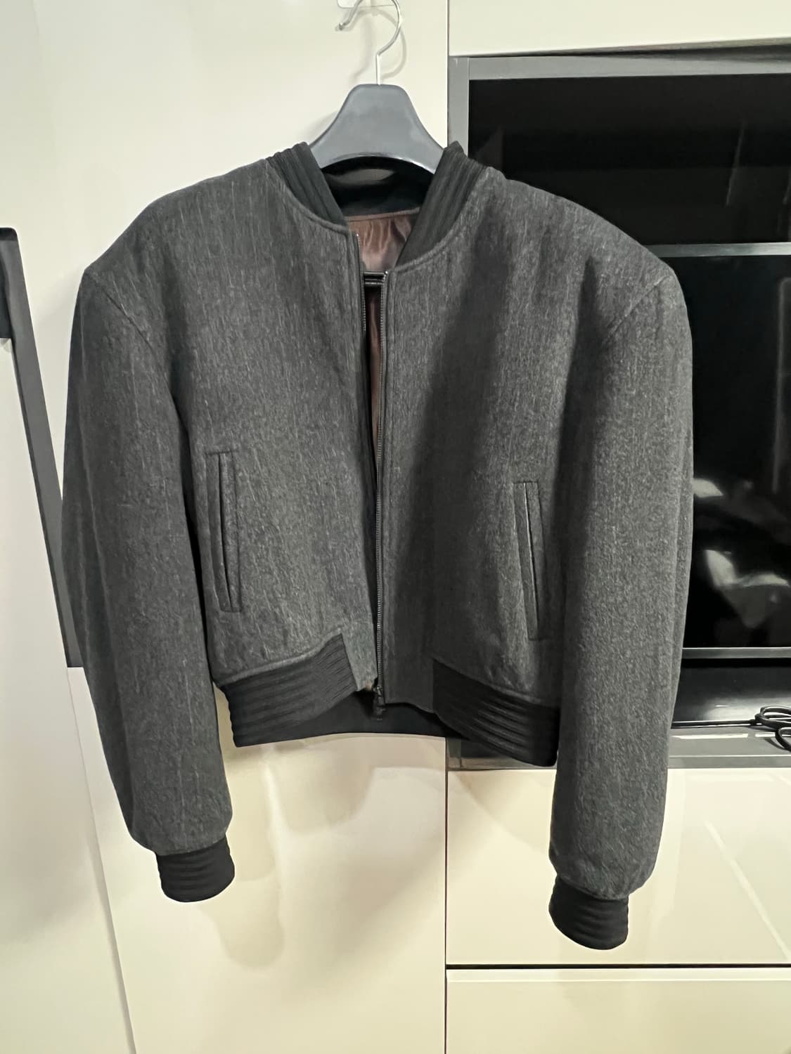 엘무드 세드릭 울 패디드 봄버 자켓 그레이 스트라이프 46사이즈 상품이미지1