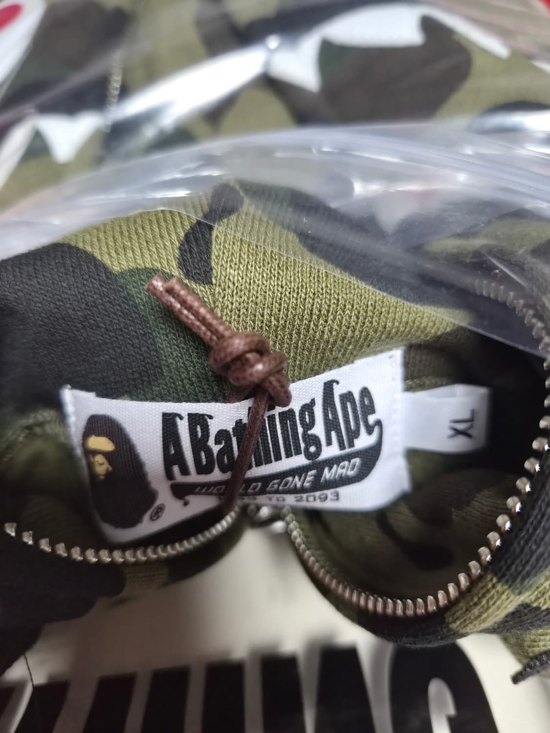 베이프 정품 XL 퍼스트카모 샤크후드 녹계 그린카모 상품이미지6