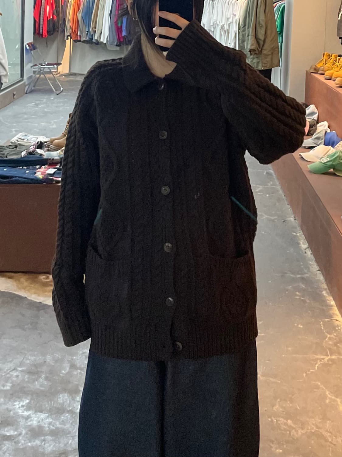 수아레 에어울 아란 브라운 니트 가디건 H2157 상품이미지1