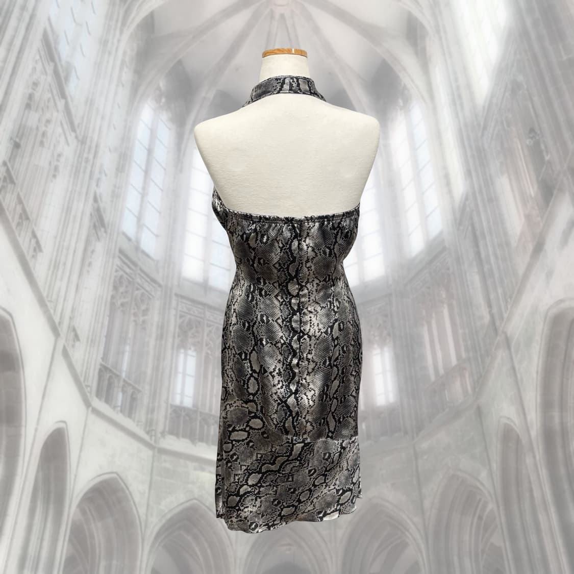 실버 파이톤 뱀피 홀터넥 새틴 드레스 오네갸루 파티룩 상품이미지3