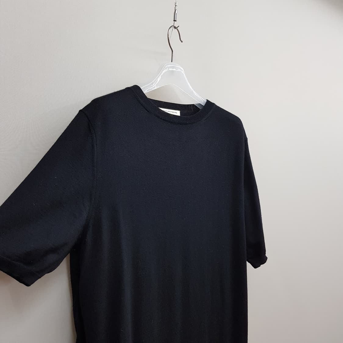 한섬 더캐시미어 2020 니트 플리츠 배색 원피스  S사이즈 상품이미지3