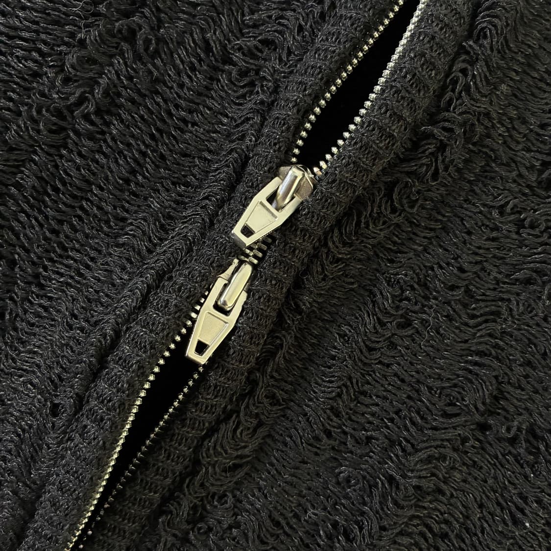 Juun.j 준지 24F/W 부클 인레이 풀집업2-way 블랙 가디건 상품이미지3