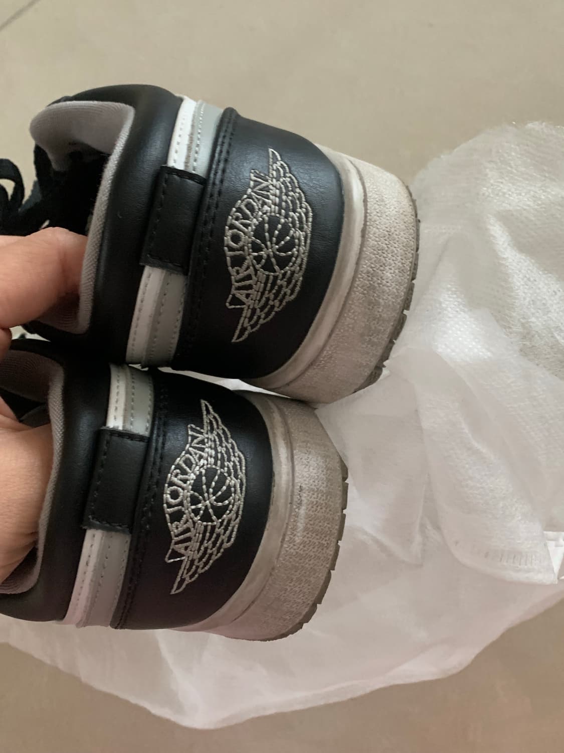 나이키 조던 1 로우 스모크그레이 245 상품이미지5