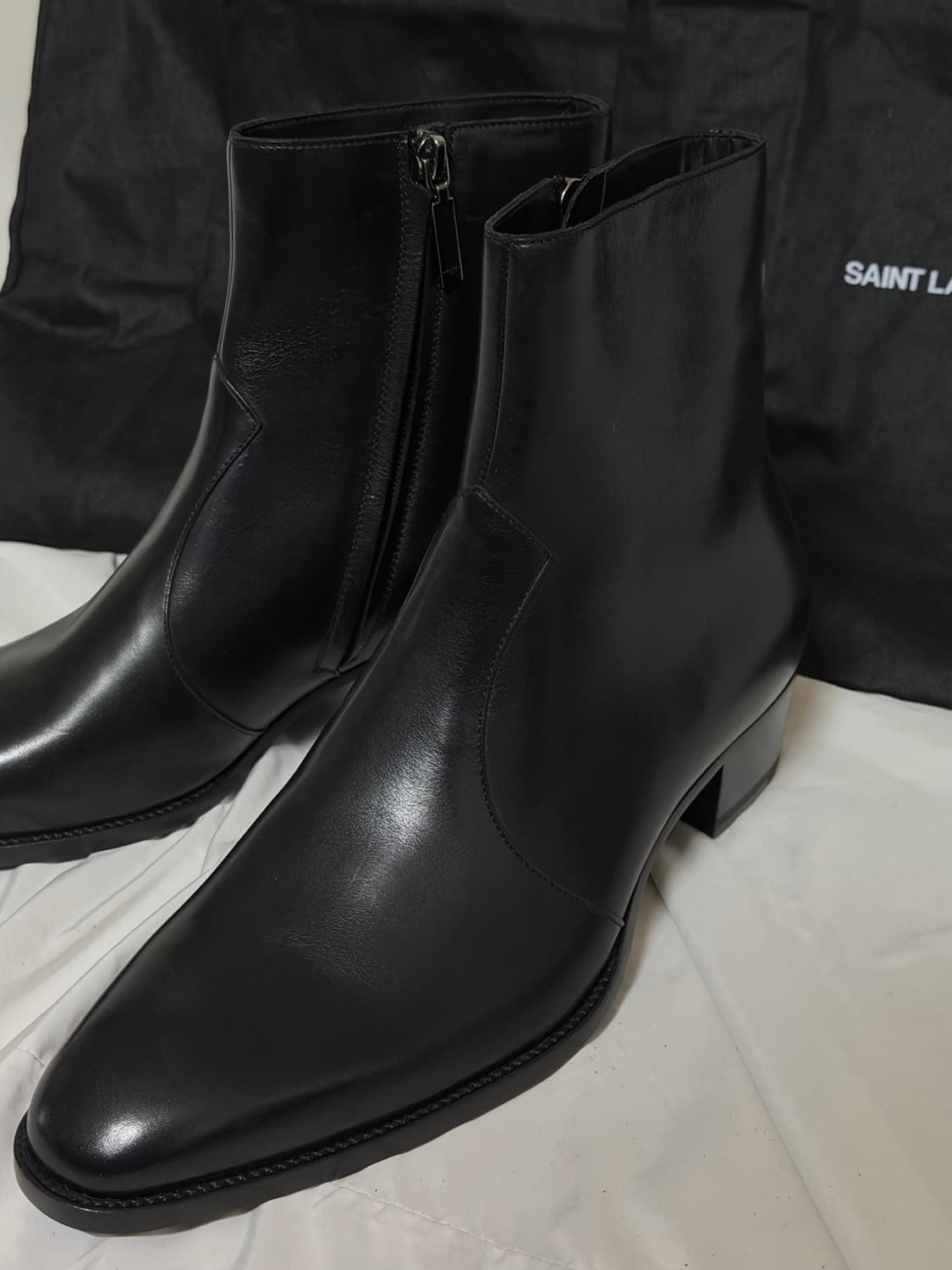 생로랑 레더 첼시 앵클 부츠 상품이미지3