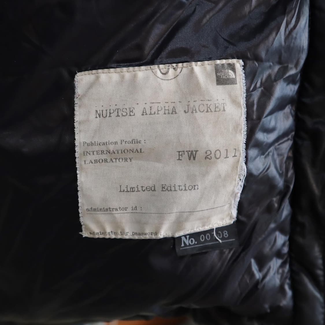 노스페이스 700LTD 눕시 다운 패딩   상품이미지8