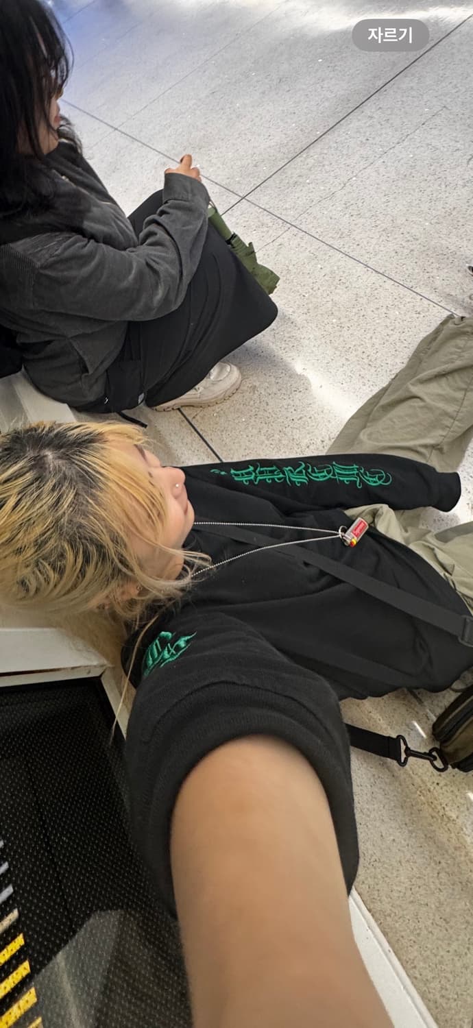 슈프림 24fw 롱슬리브 상품이미지2