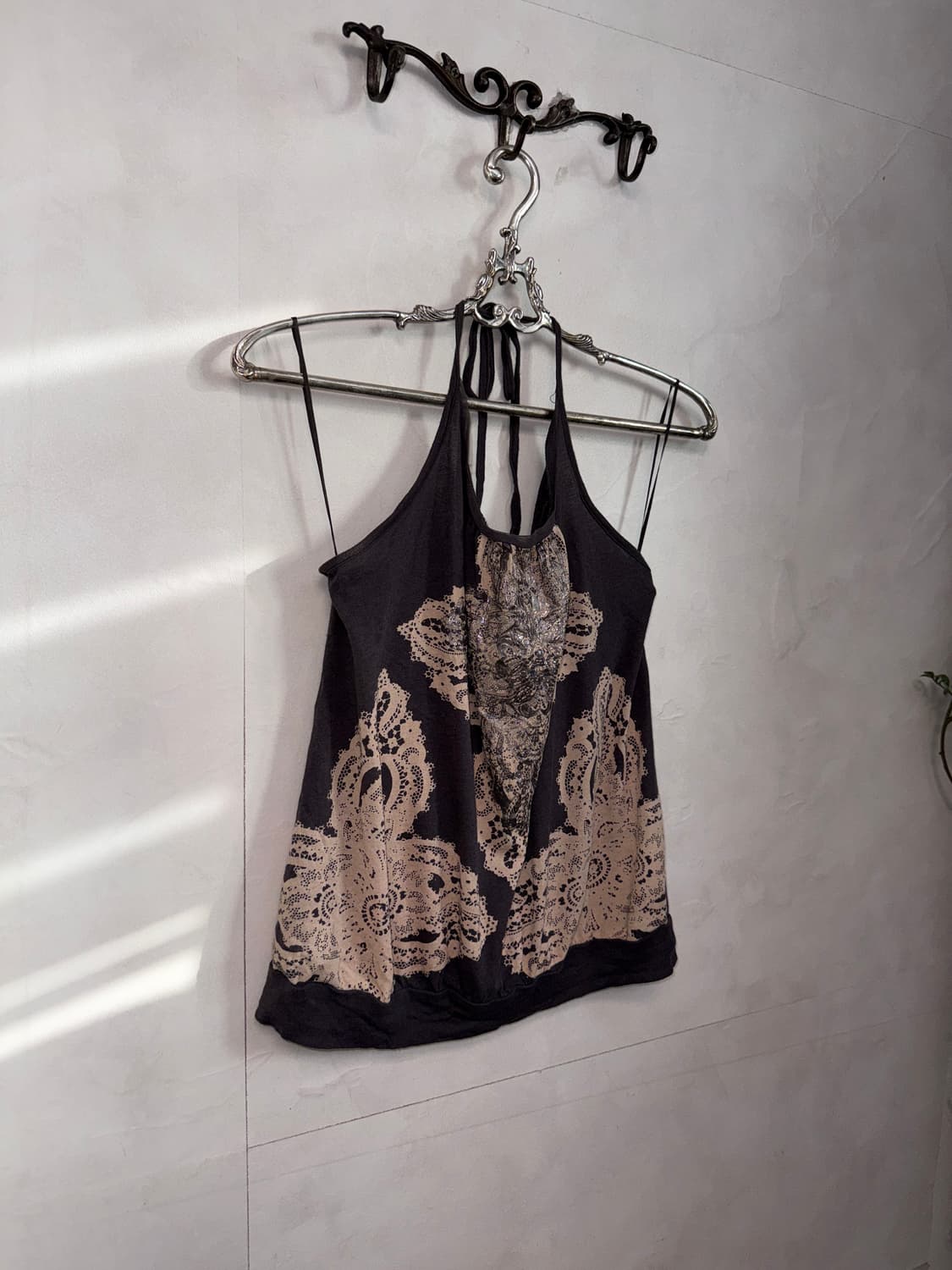 Charcoal ethnic lace patch halter 슬리브리스 상품이미지5