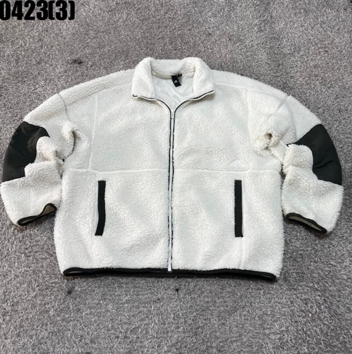 아디다스 플리스 자켓 상품이미지1