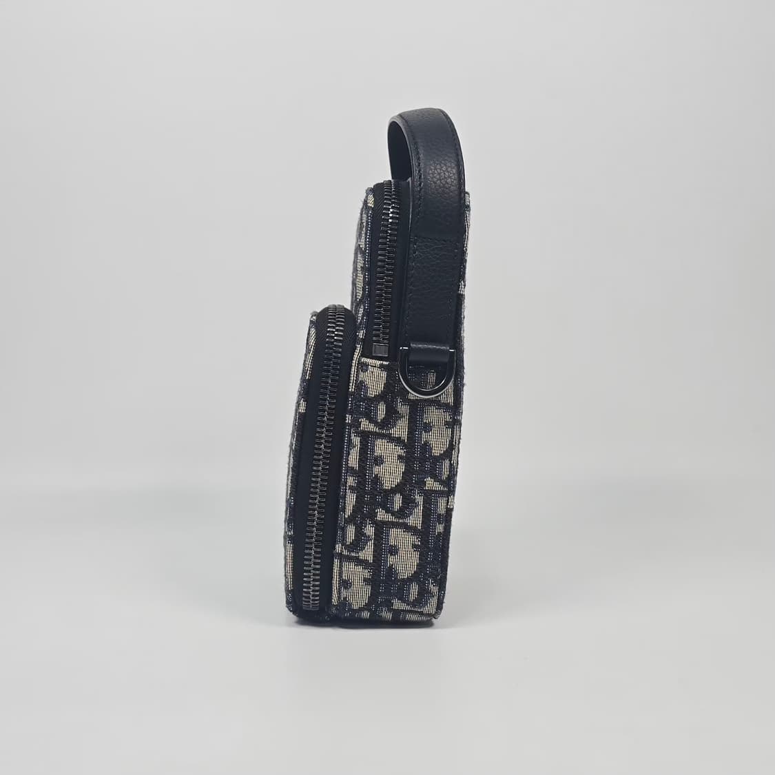 디올 오블리크 마이크로 라이더 파우치 크로스백 상품이미지5