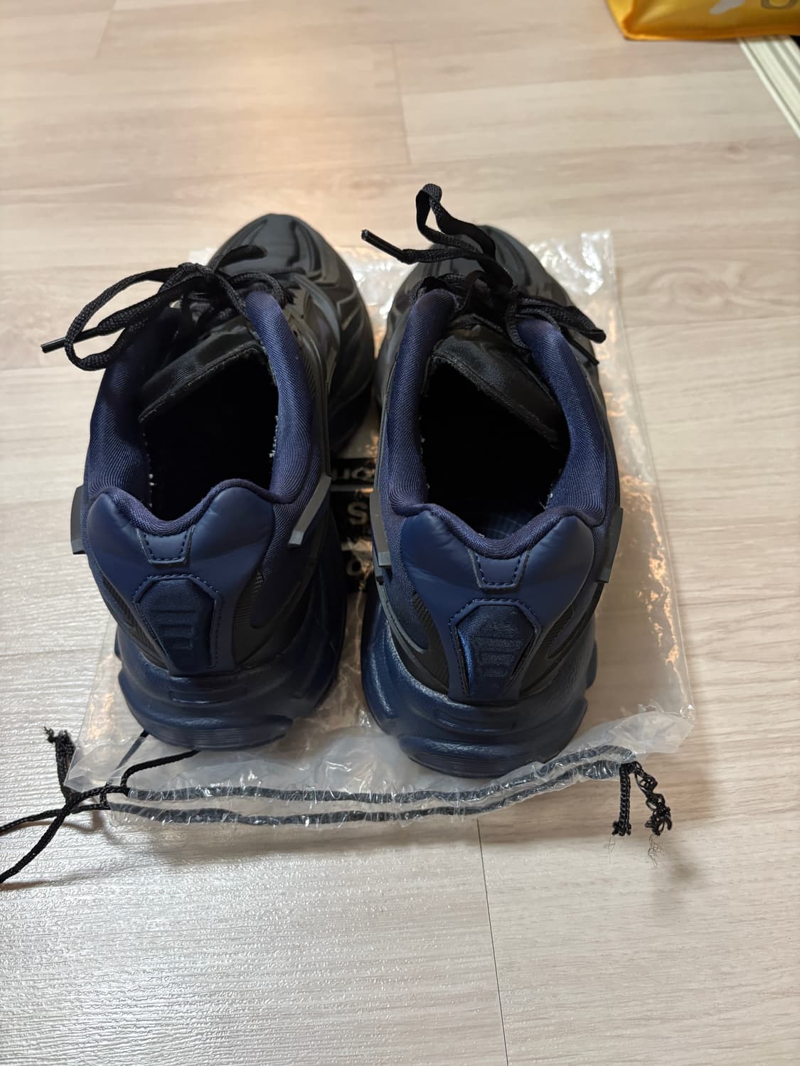 리복 프리미어로드 올블랙 260 상품이미지3