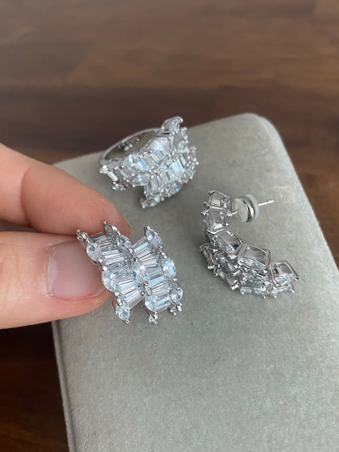 큐빅 악세서리 반지 귀걸이 세트 상품이미지1