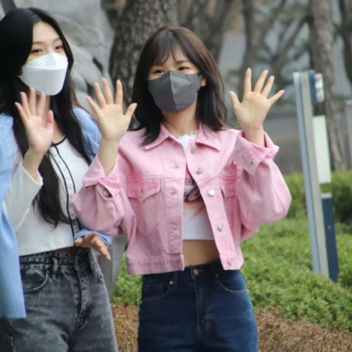 [연예인착용] 이자벨마랑 데님 자켓 화이트 38사이즈 상품이미지3