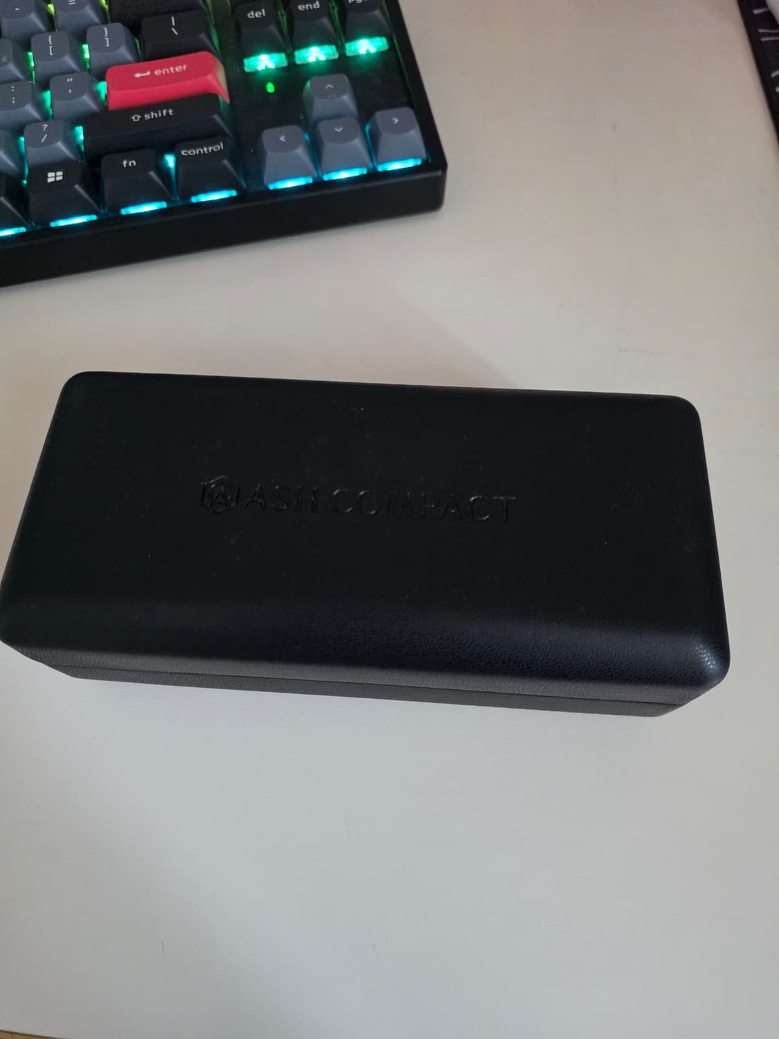 애쉬컴팩트 타르 씬 뿔테 안경 48사이즈 새상품 상품이미지2