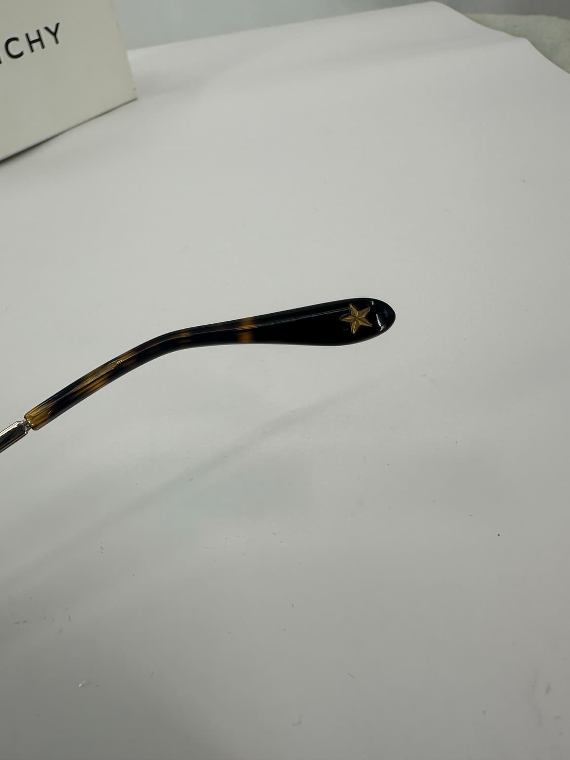 [새상품 무료배송] 정품 지방시 Made in Italy 선글라스 상품이미지7