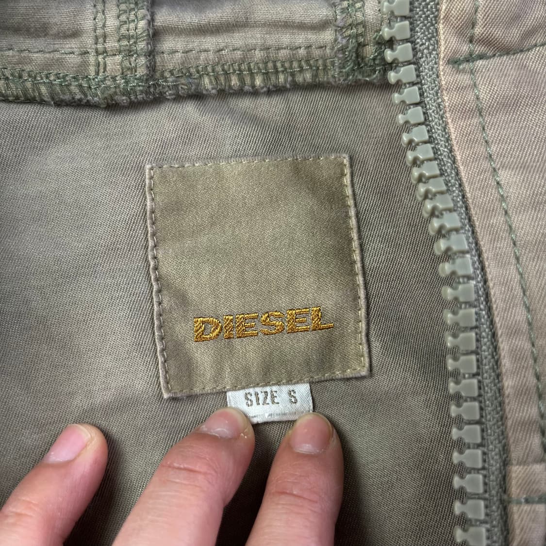 W95 디젤 90s 유광 세틴 사파리자켓 상품이미지2