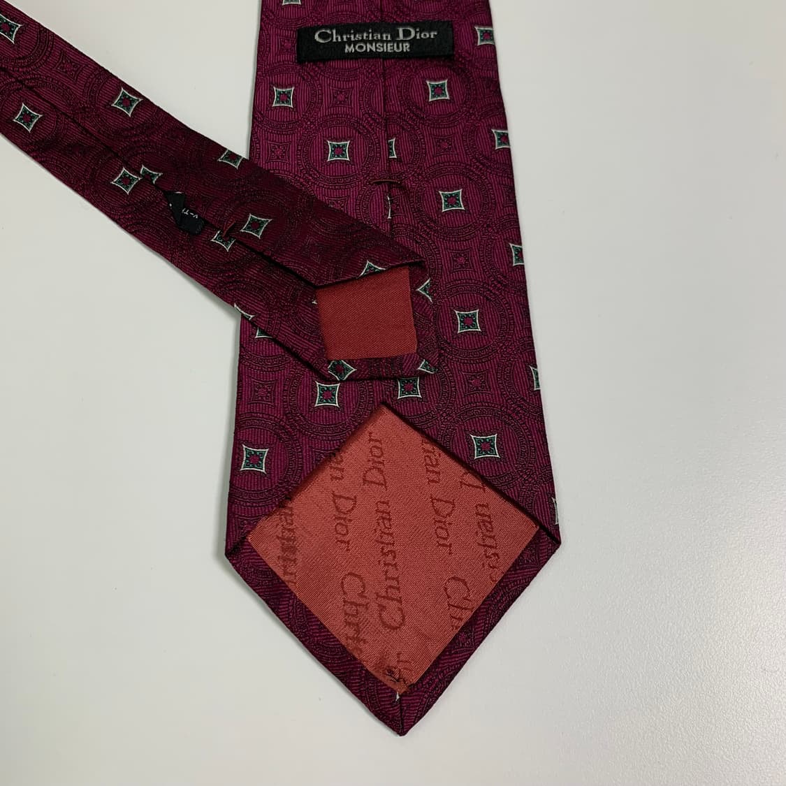 디올(Dior) 명품 새상품급 100실크 넥타이 클래식 정장룩 A+ 상품이미지6